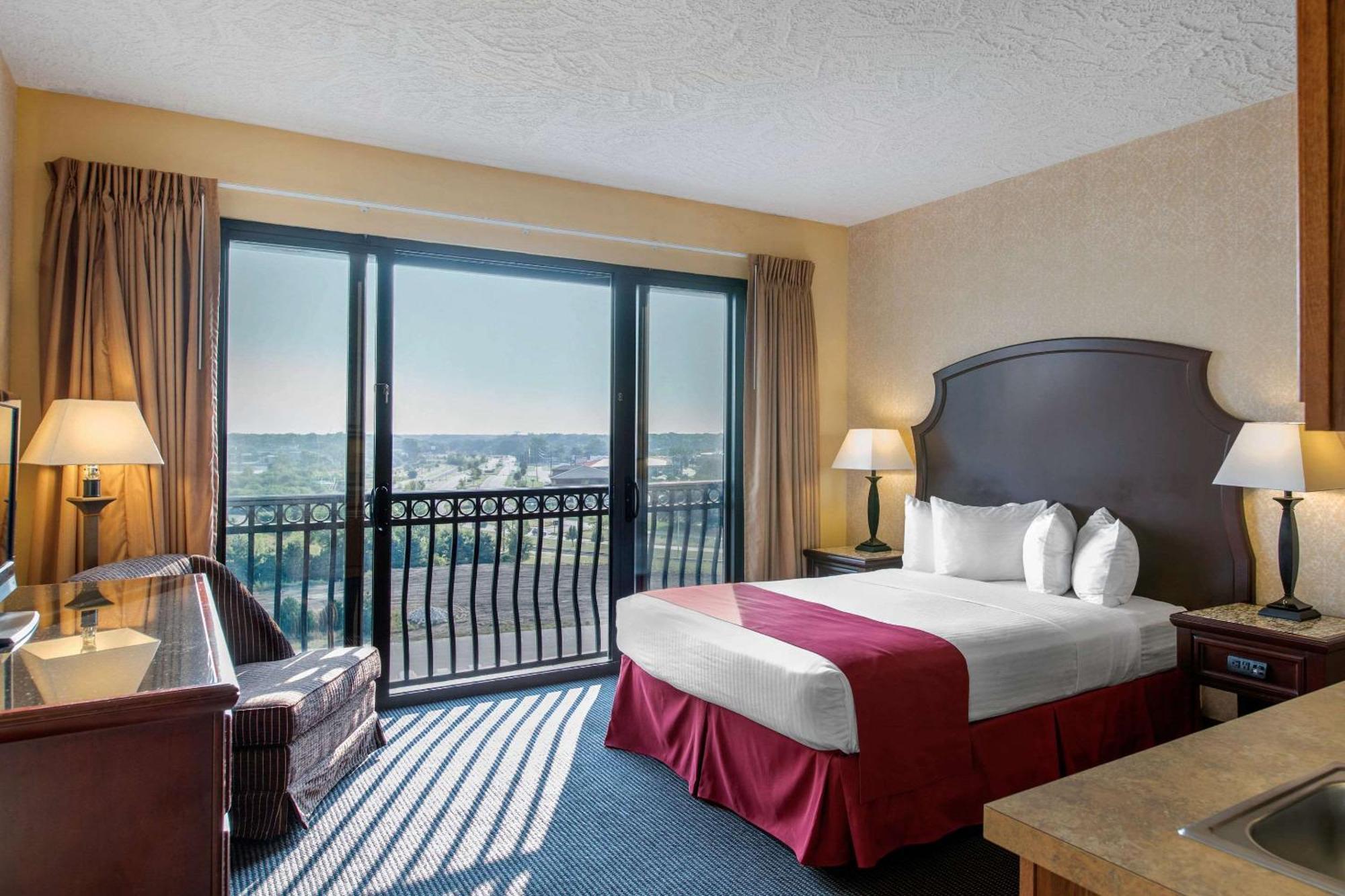Shoreline Inn & Conference Center, Ascend Hotel Collection مسكيغون المظهر الخارجي الصورة